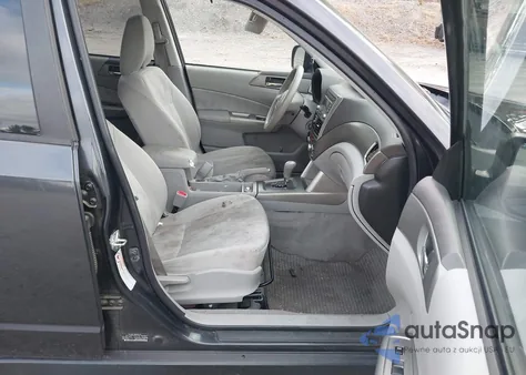 2010 Subaru Forester 2.5X Premium из США, поврежденный, VIN JF2SH6CC4AH915836